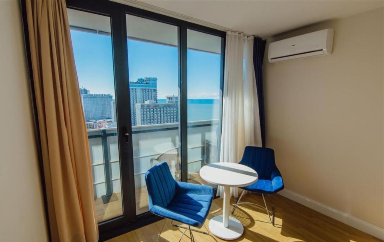 Orbi City Batumi Sea View Aparthotel Buitenkant foto