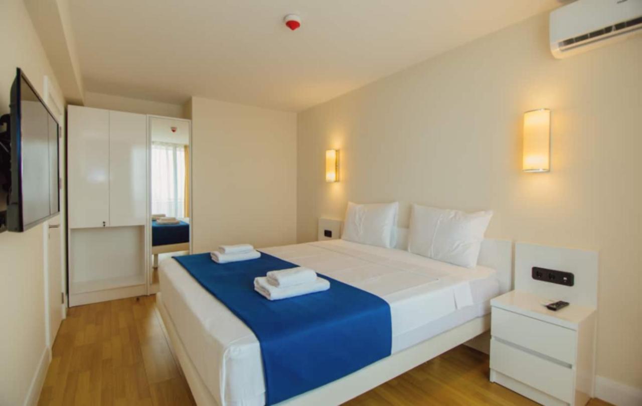 Orbi City Batumi Sea View Aparthotel Buitenkant foto