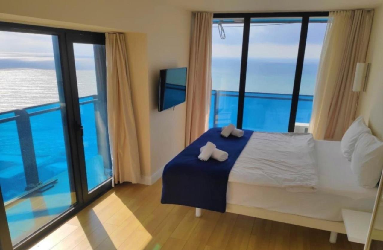 Orbi City Batumi Sea View Aparthotel Buitenkant foto