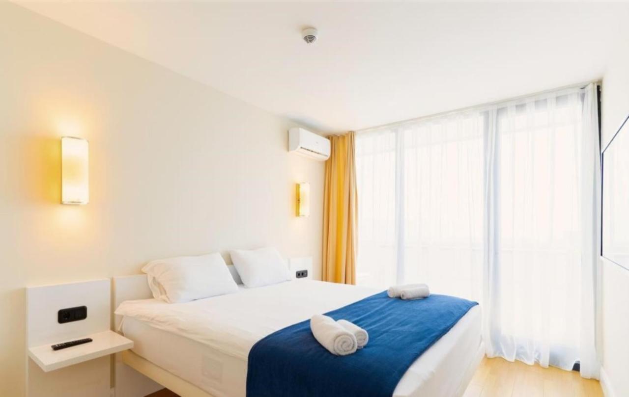 Orbi City Batumi Sea View Aparthotel Buitenkant foto