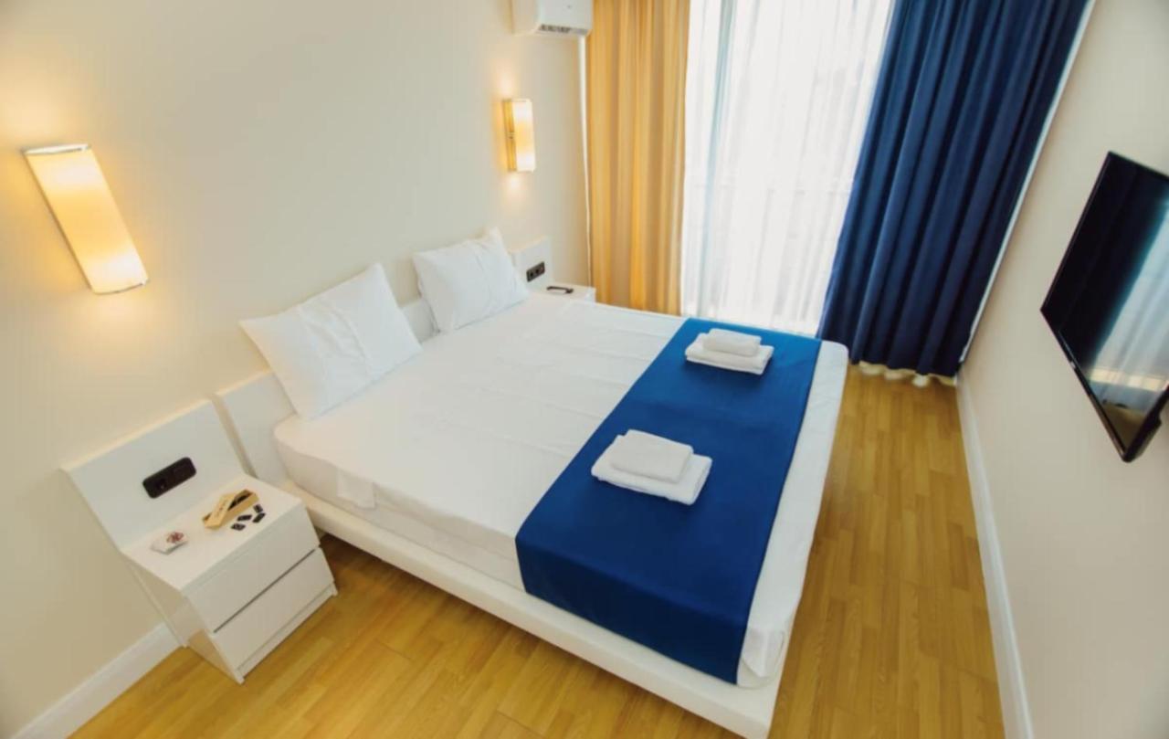 Orbi City Batumi Sea View Aparthotel Buitenkant foto