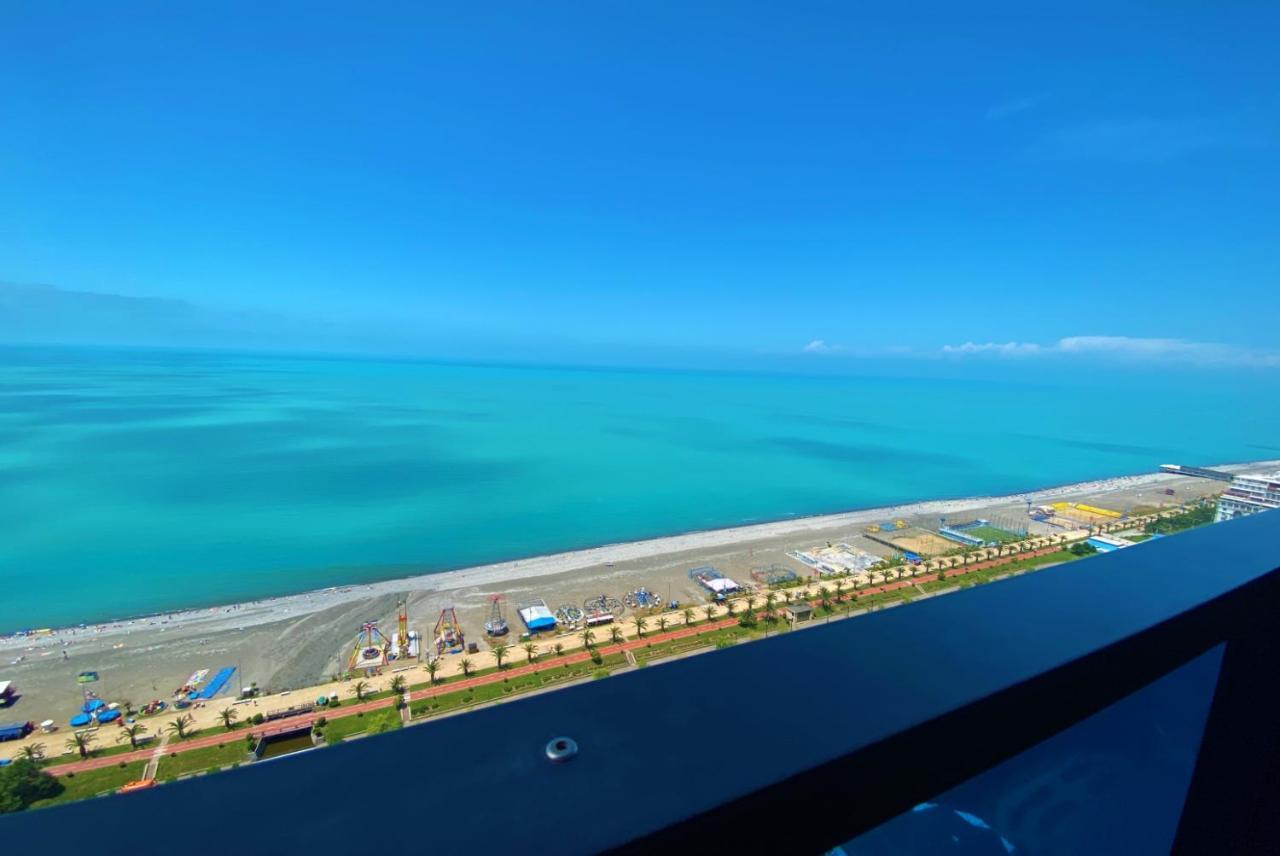Orbi City Batumi Sea View Aparthotel Buitenkant foto